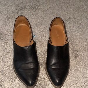 Women’s Universal Thread Black Ankle Booties